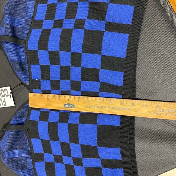 Sweater crop tank top
Size. 4xlarge - Picture 8 of 9